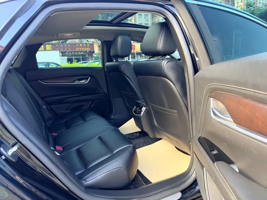 Cadillac XTS — миниатюра 13