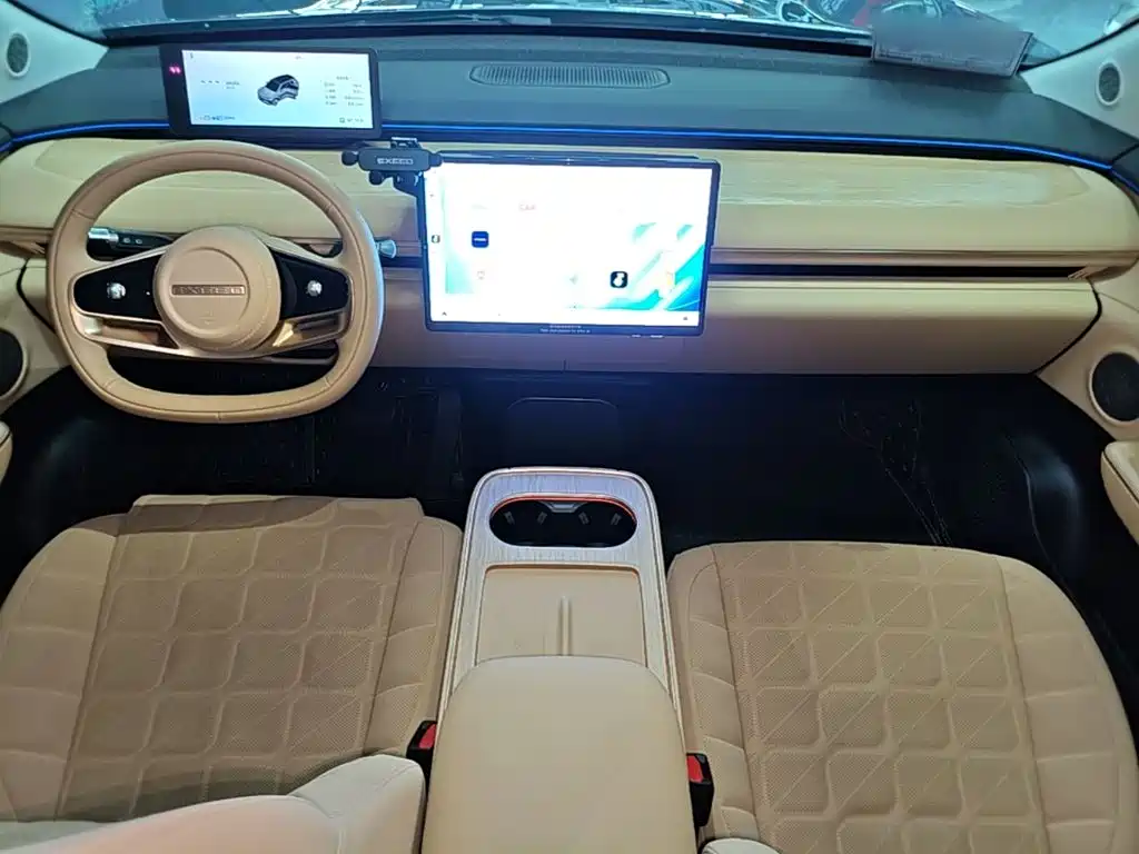 Exeed Xingjiyuan ET — миниатюра 10