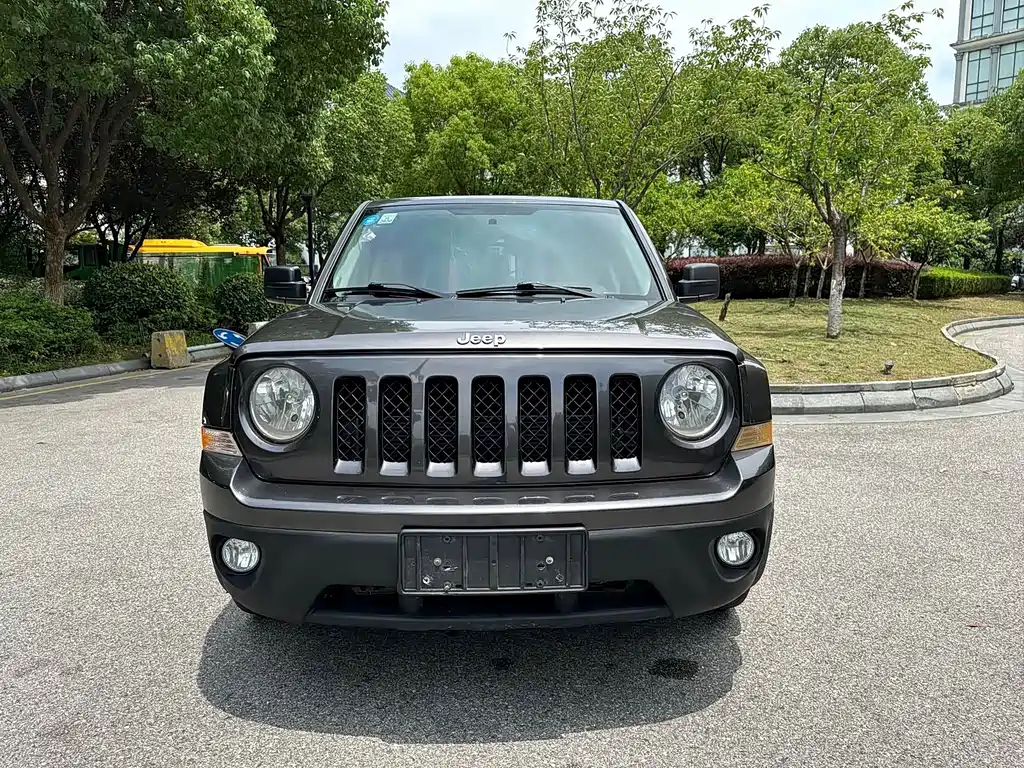 Jeep Patriot — миниатюра 2