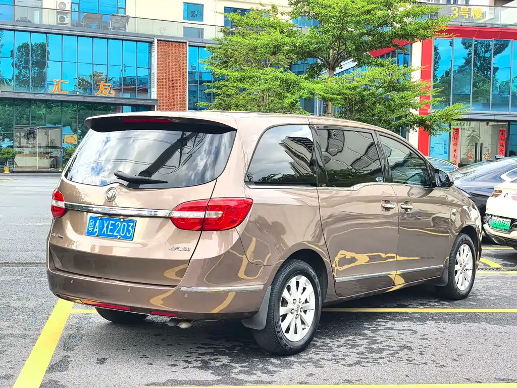 Buick GL8 — миниатюра 4
