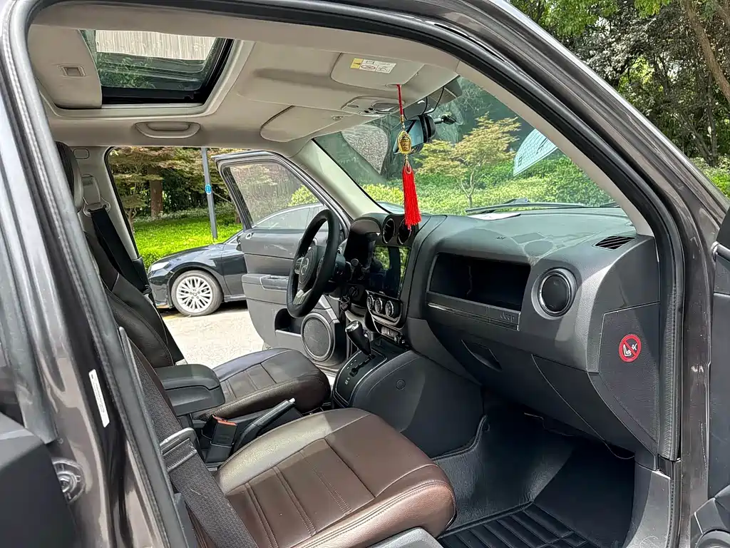 Jeep Patriot — миниатюра 13