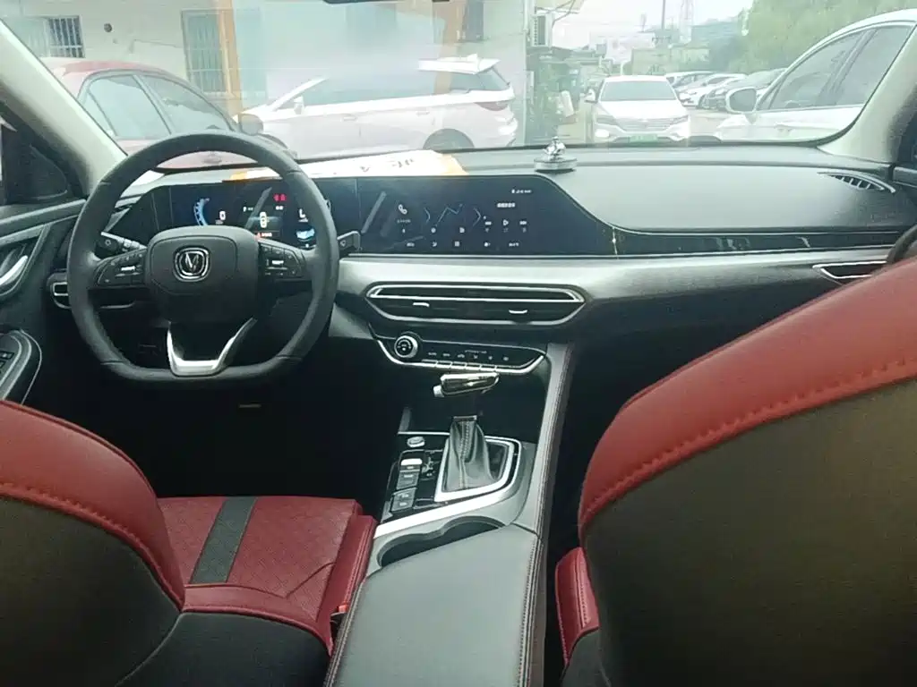 Changan Eado — миниатюра 10