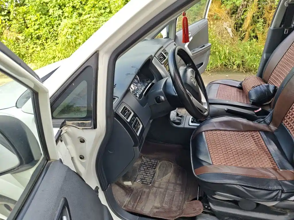 Suzuki Liana A6 — миниатюра 17