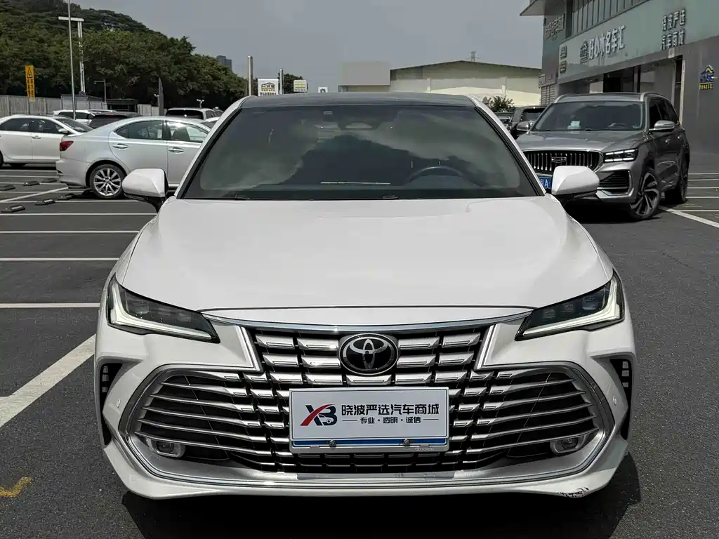Toyota Avalon — миниатюра 2