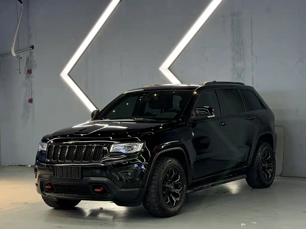 Jeep Grand Cherokee (Import) 2016