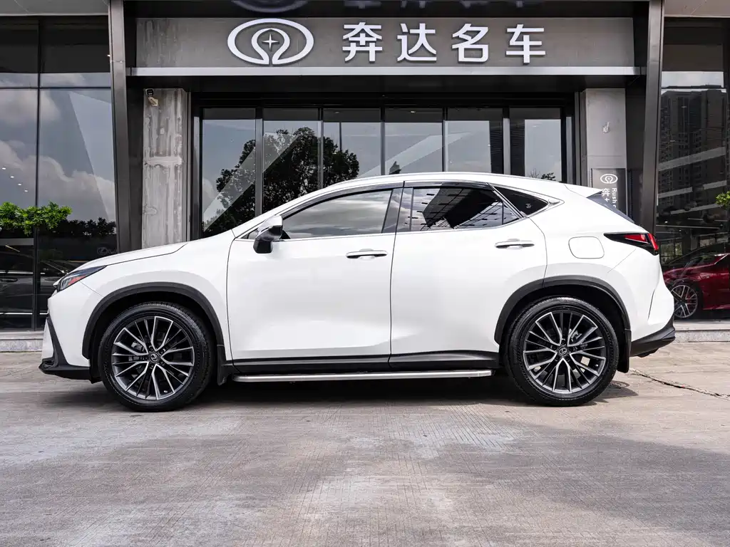 Lexus NX 2022 350h