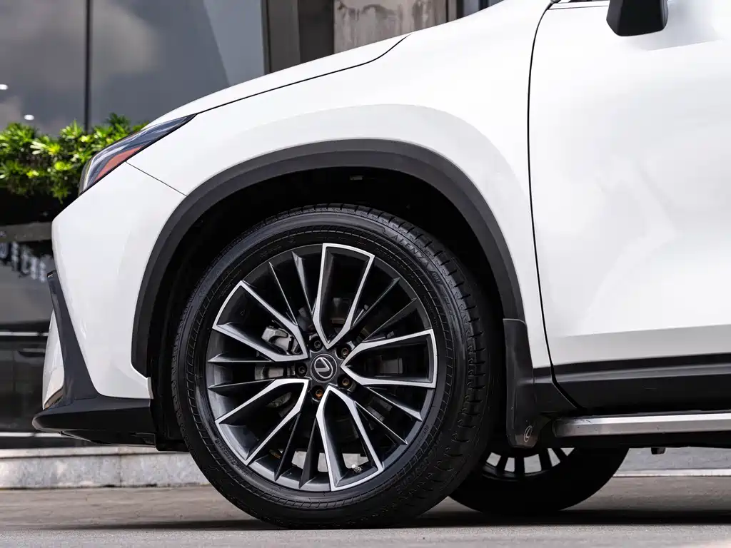 Lexus NX 2022 350h
