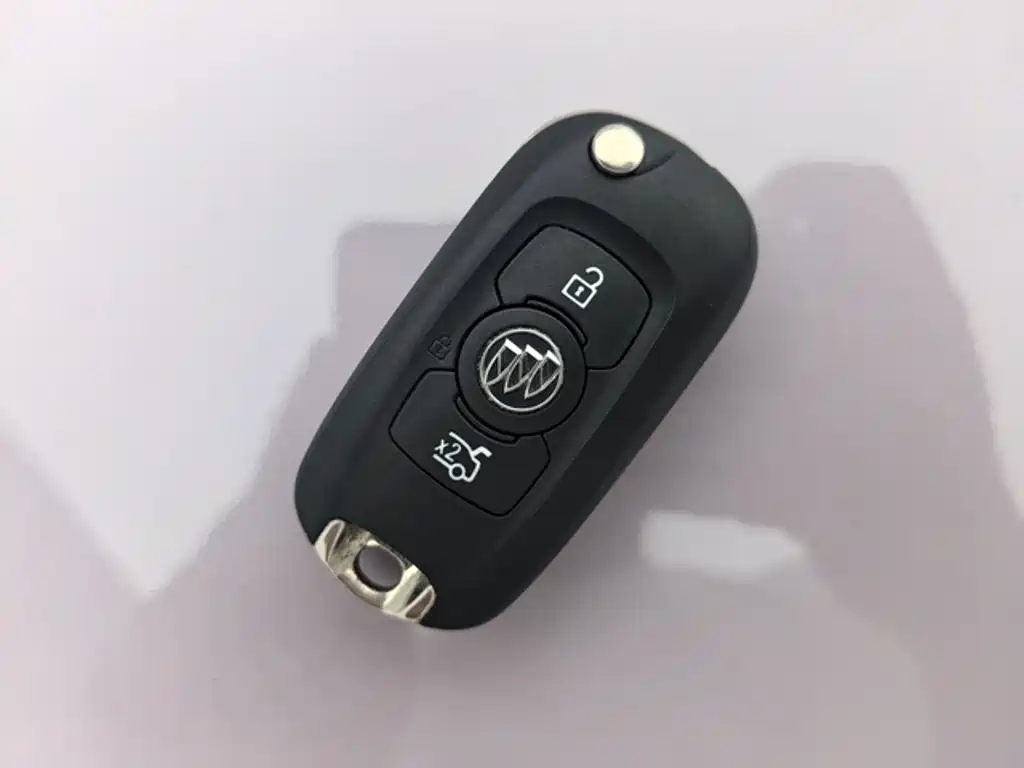 Buick Verano — миниатюра 13