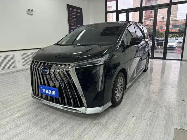 GAC Trumpchi M8