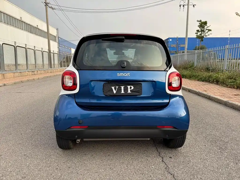 smart Smart Fortwo — миниатюра 4