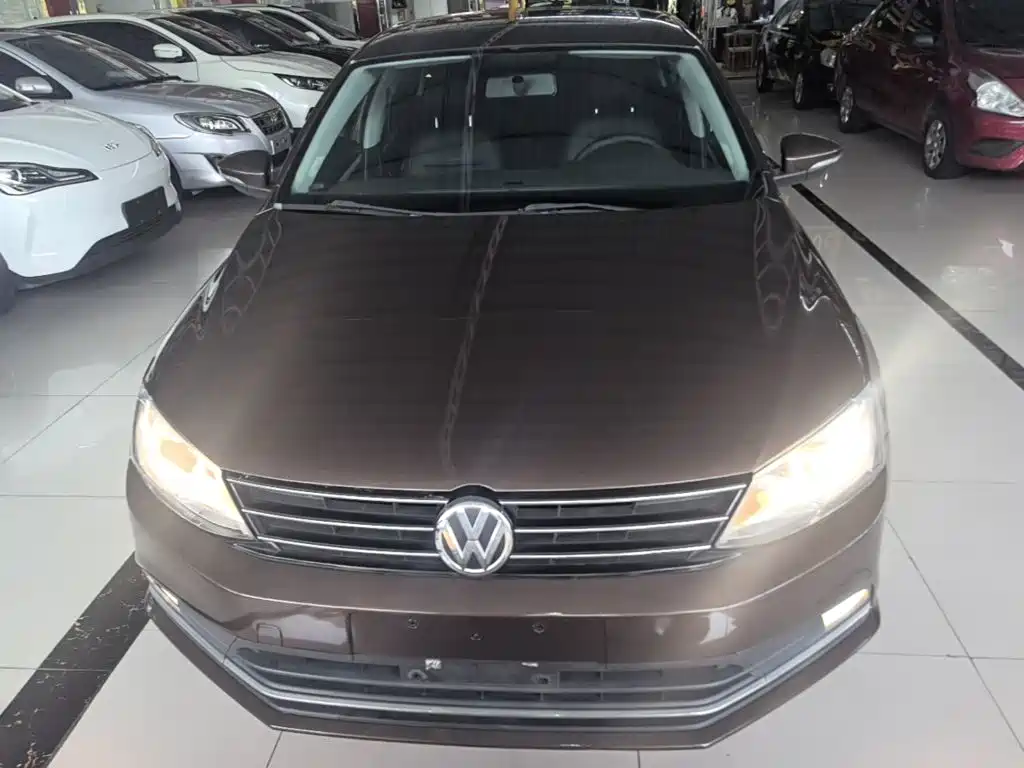 Volkswagen Sagitar — миниатюра 3