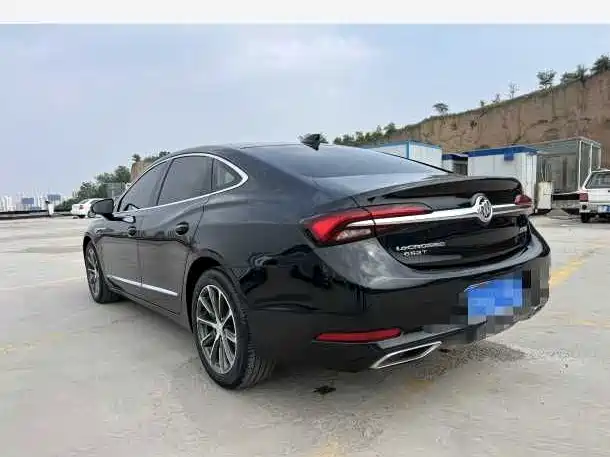 Buick LaCrosse — миниатюра 6