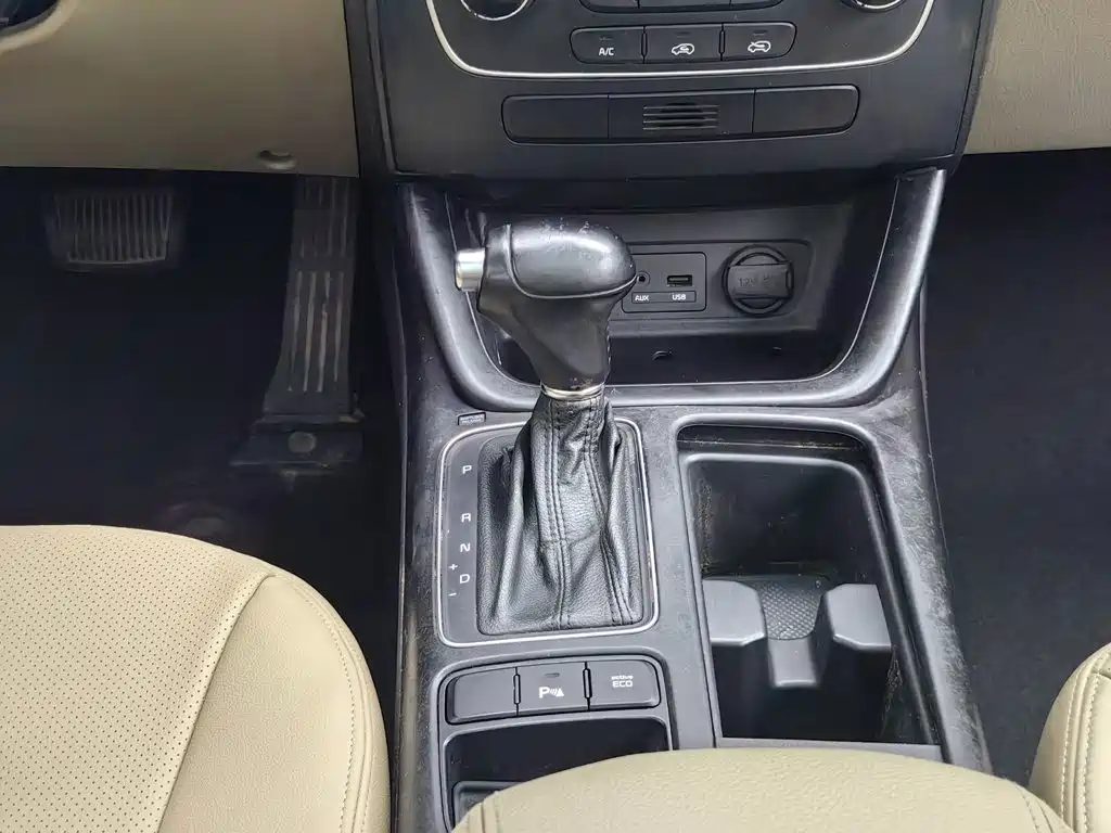 Kia Sorento — миниатюра 13