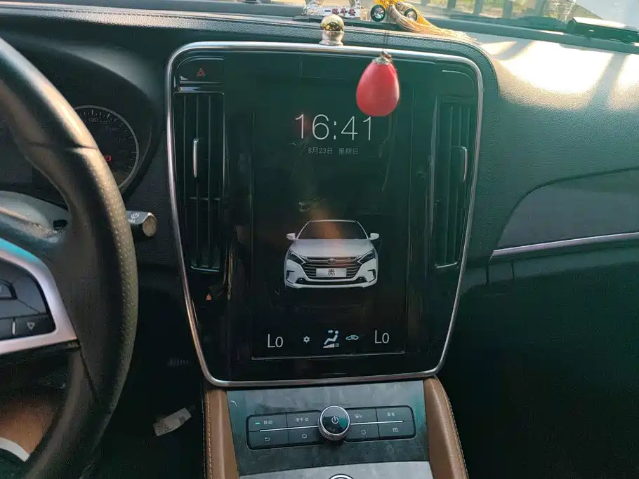 BYD Qin NEV — миниатюра 13