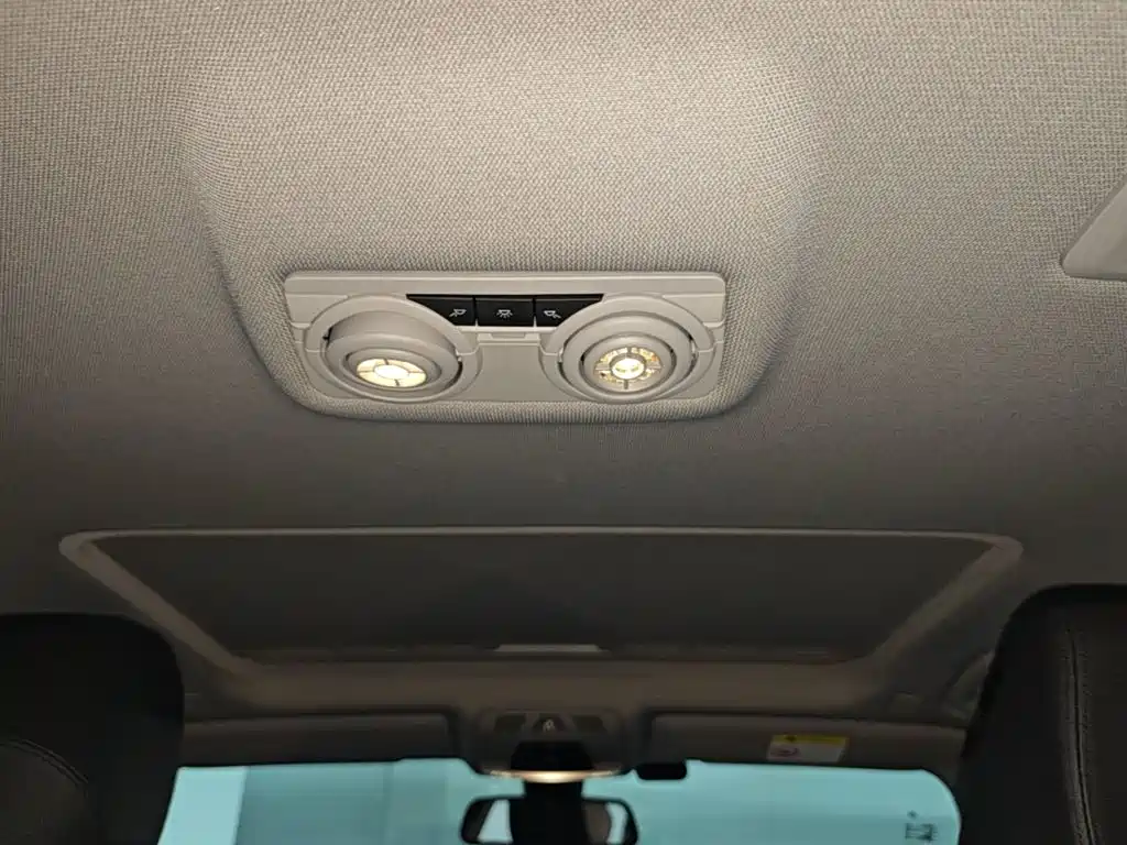 BMW 3 Series — миниатюра 23