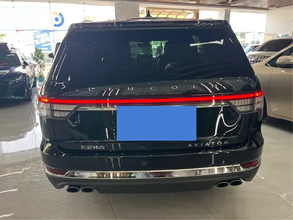 Lincoln Aviator — миниатюра 4