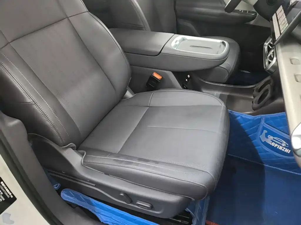Leapmotor Leapmotor B10 — миниатюра 25