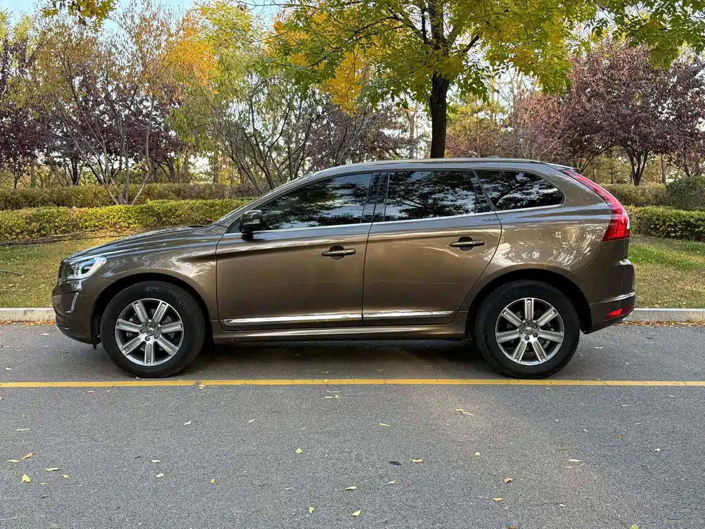 Volvo XC60 — миниатюра 7