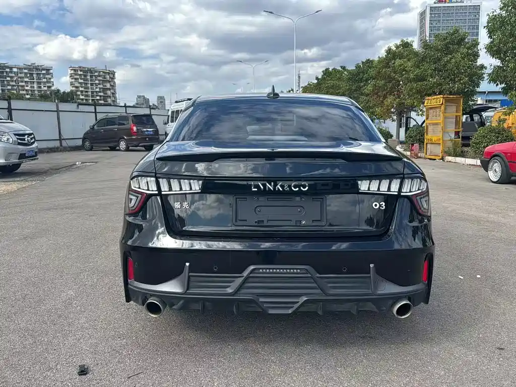 Lynk & Co 03 — миниатюра 8