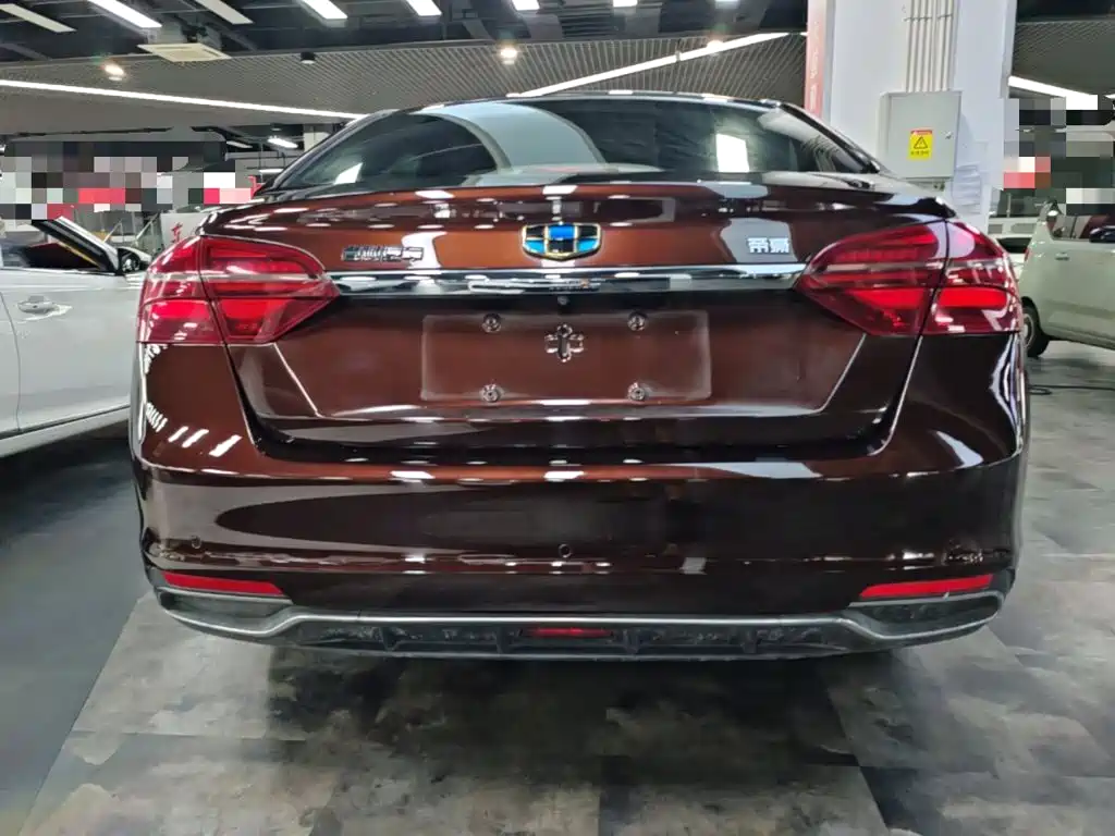 Geely Emgrand — миниатюра 6