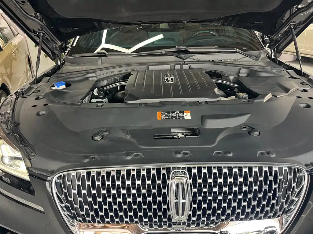 Lincoln Aviator — миниатюра 14