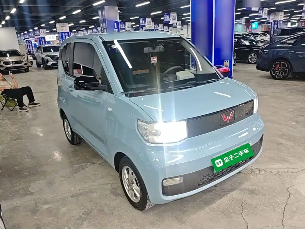 Wuling MINIEV — миниатюра 4