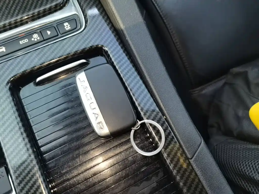 Jaguar F-PACE — миниатюра 9
