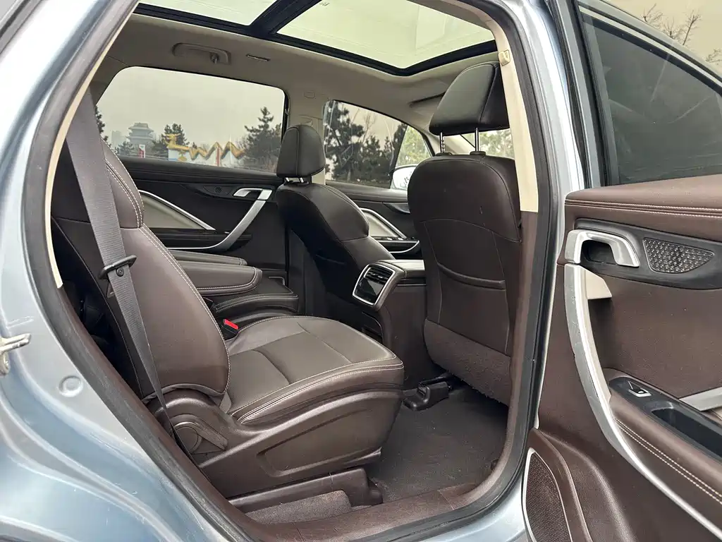 GEELY AUTOMOBILE JIAJIE