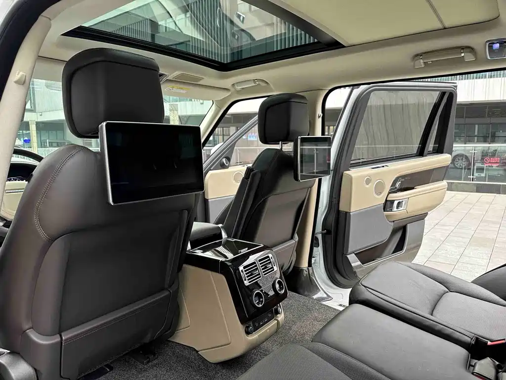 Land Rover Range Rover — миниатюра 9