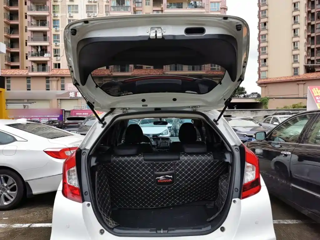 Honda Fit — миниатюра 19