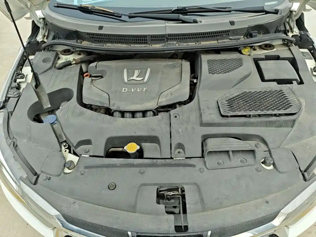 Luxgen U5 SUV — миниатюра 20