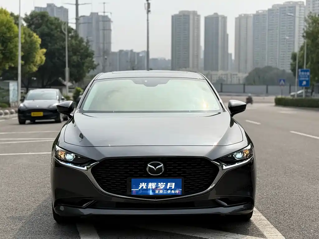 Mazda 3 Axela — миниатюра 2
