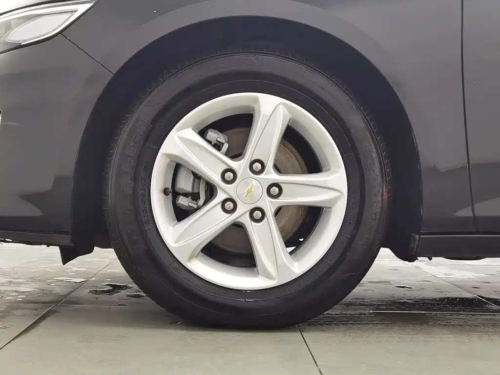 Chevrolet Malibu XL — миниатюра 17