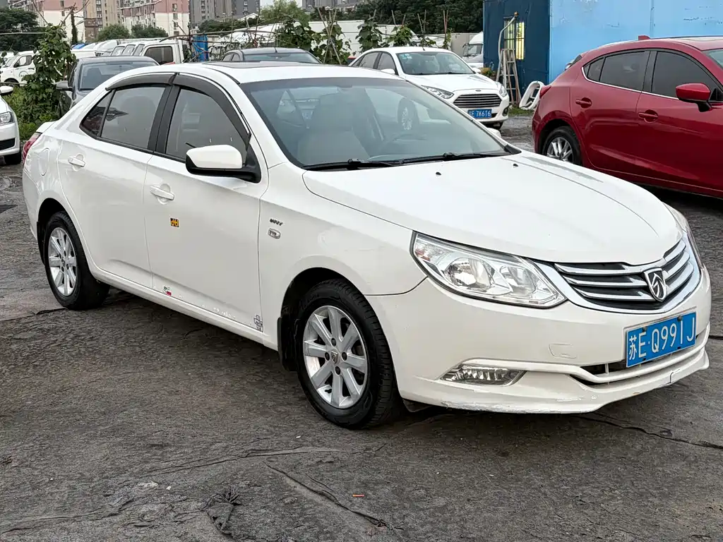 Baojun 630 2012 1.5L DVVT AT Comfort