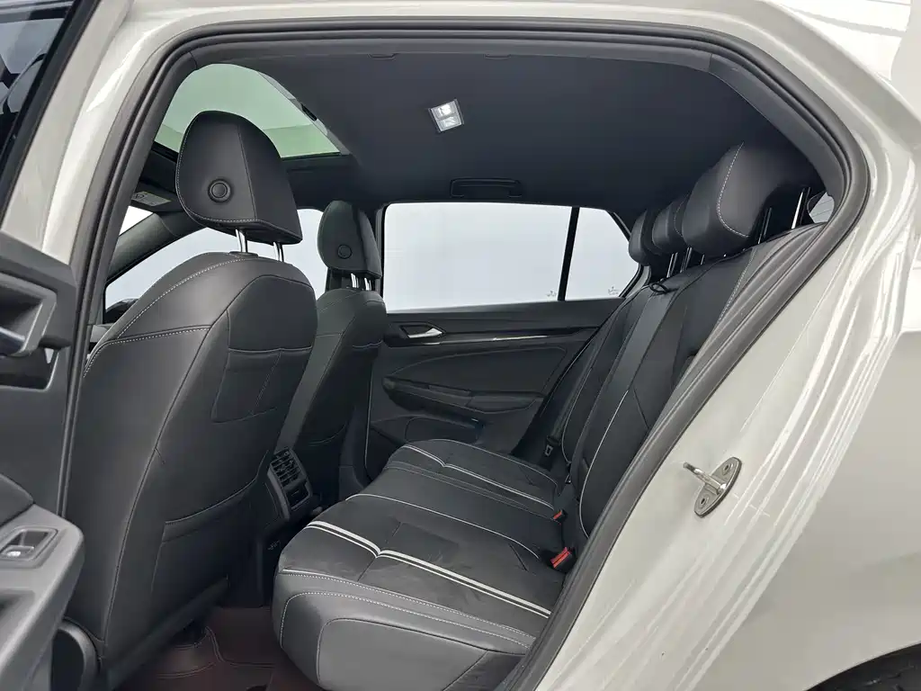 Volkswagen Golf 2021 280TSI DSG R-Line