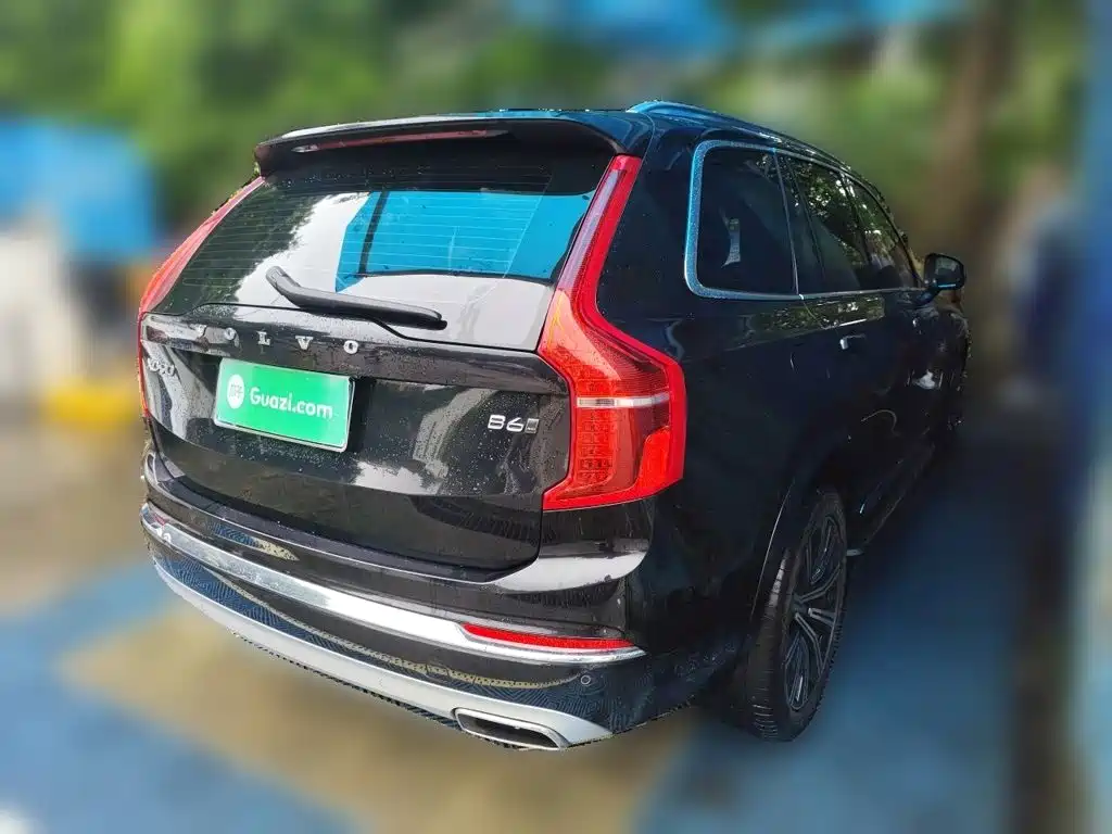 Volvo XC90 — миниатюра 6