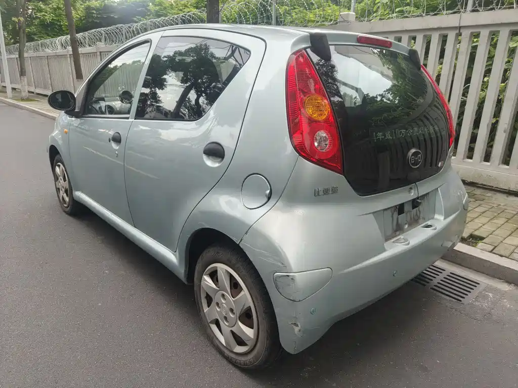 BYD F0 2013 1.0L AMT