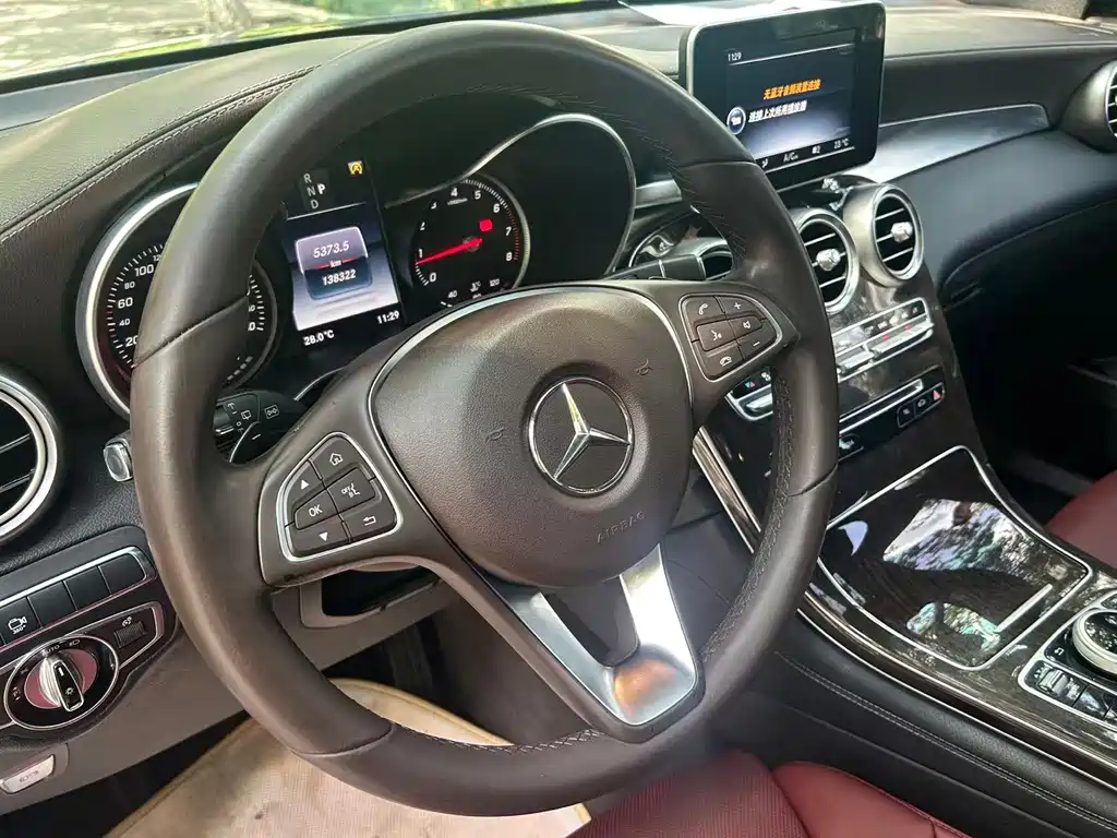 Mercedes-Benz GLC — миниатюра 8
