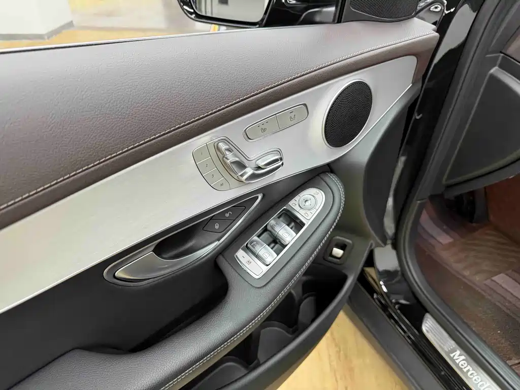 Mercedes-Benz GLC — миниатюра 7
