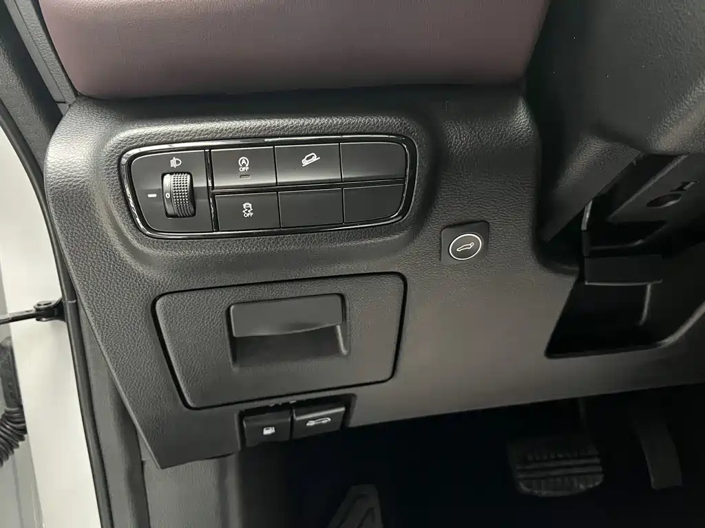 GAC Motor Trumpchi M6 — миниатюра 12