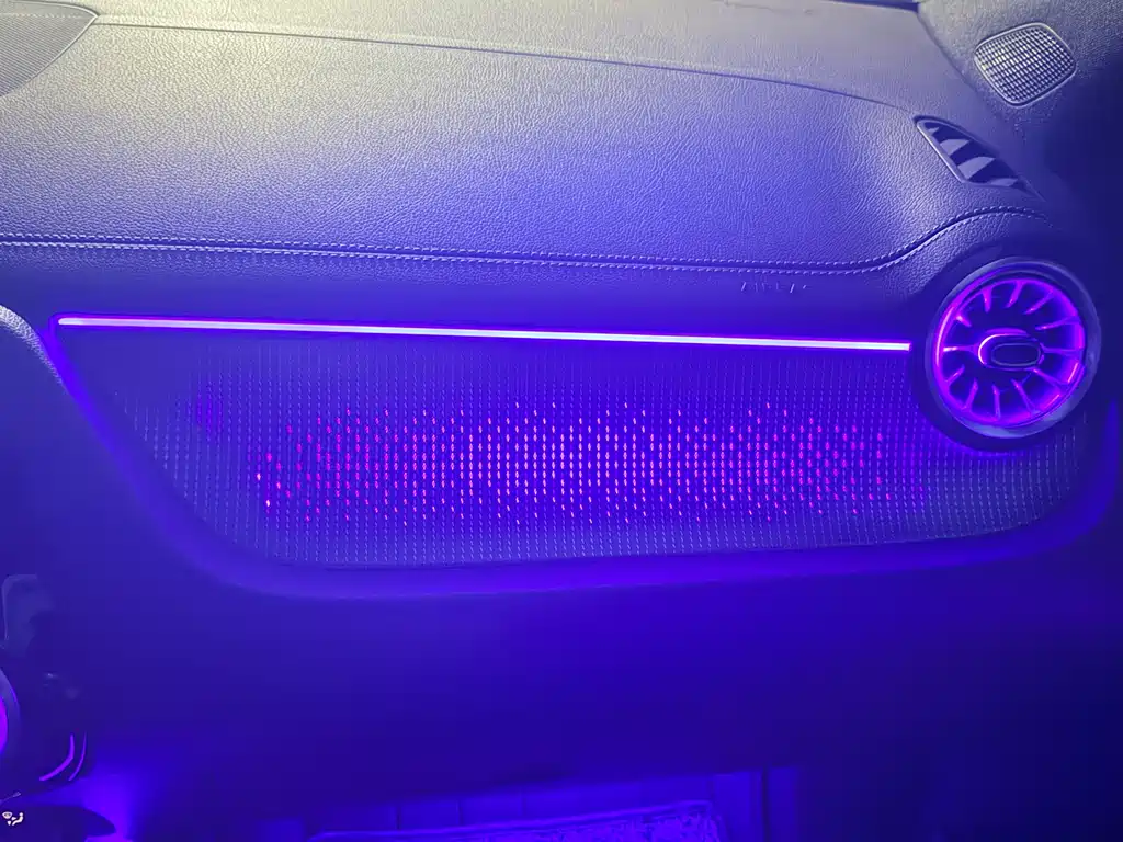 Mercedes-Benz EQA - фото 45