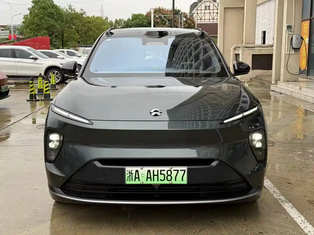 NIO ES8 — миниатюра 2
