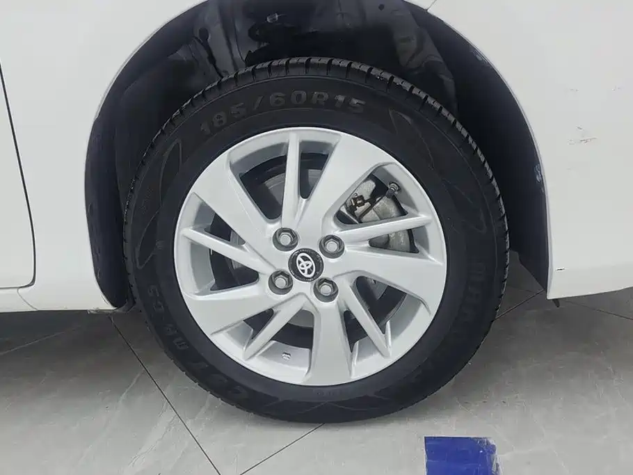 Toyota Yaris L — миниатюра 6