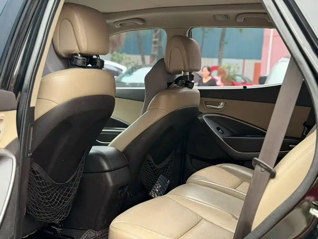 Hyundai Santa Fe — миниатюра 6