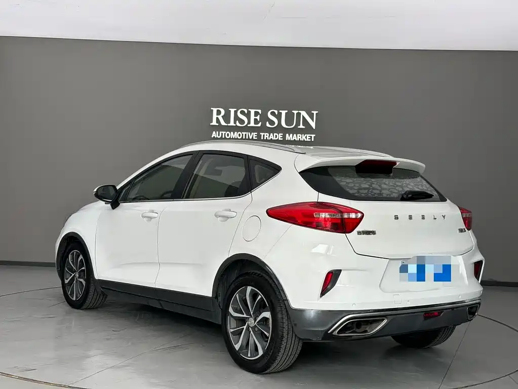 Geely Emgrand GS — миниатюра 9