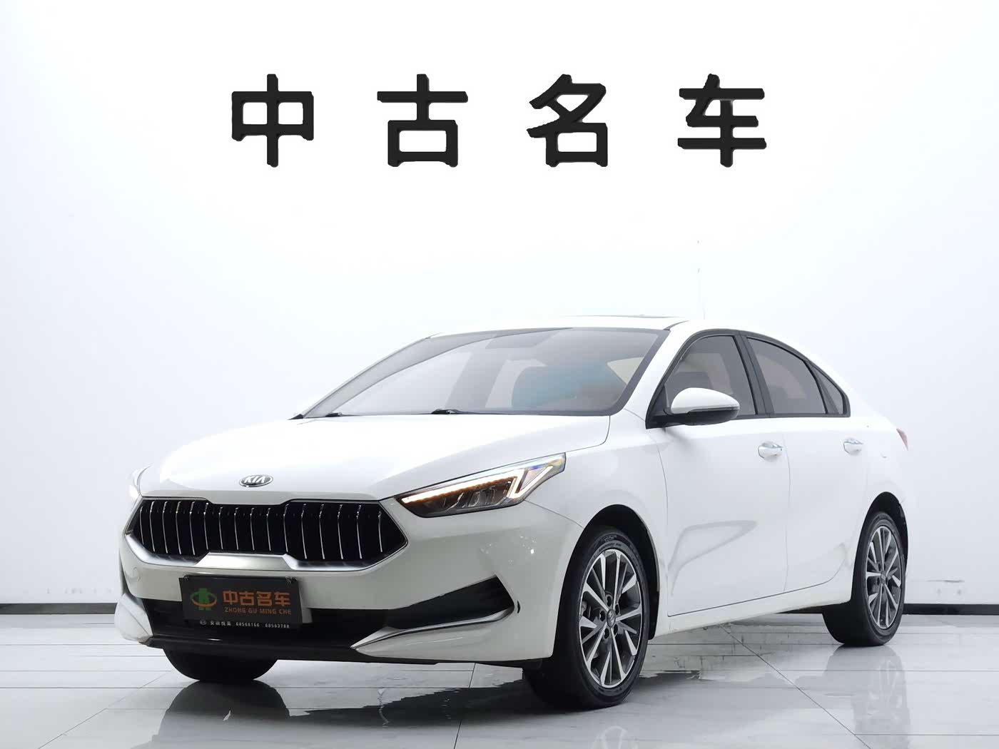 Kia K3 1.5 л 2022 г. Белый, пробег 20000 км