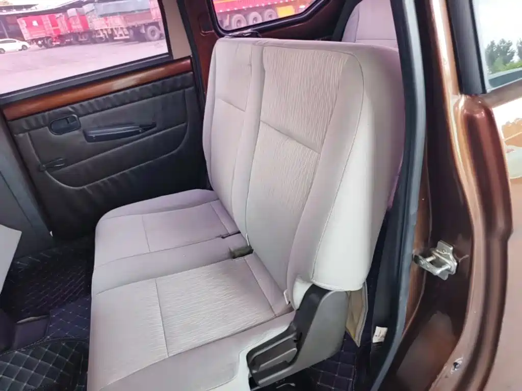 Wuling Hongguang — миниатюра 17