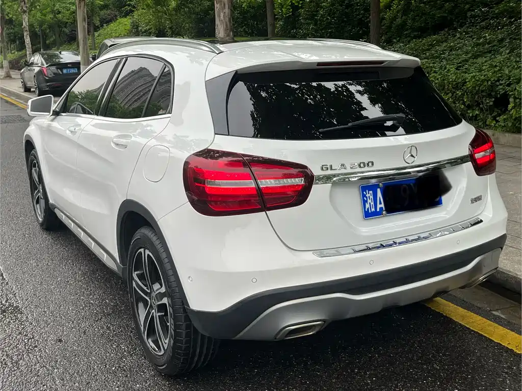 Mercedes-Benz GLA — миниатюра 5