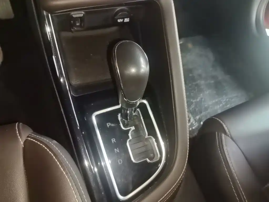 Changan Eado DT — миниатюра 14