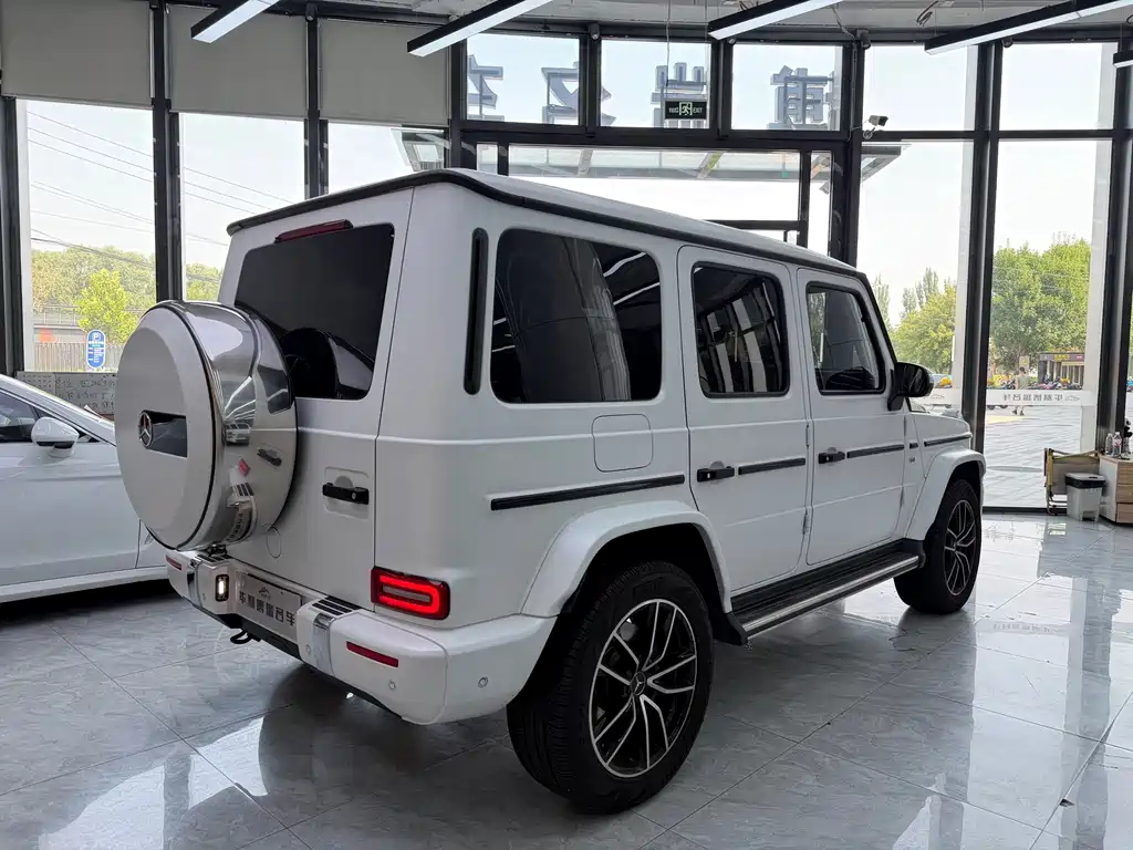 Mercedes-Benz G-Class — миниатюра 16